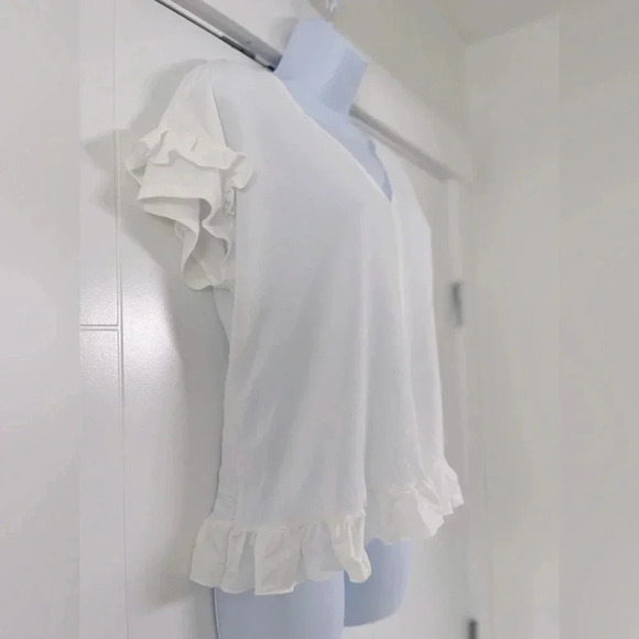 Philosophy/ White flowy tee shirt/Short sleeved/ V-neck/ Viscose blend/Size US S - Picture 4 of 12